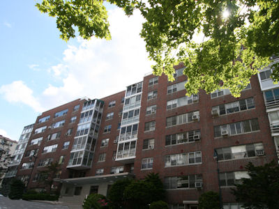 Condominium in Larchmont, NY