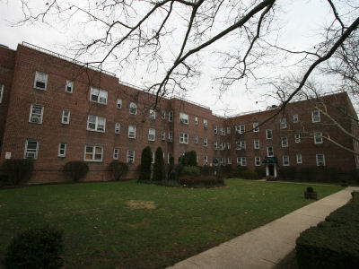 Apartment in Pelham, NY