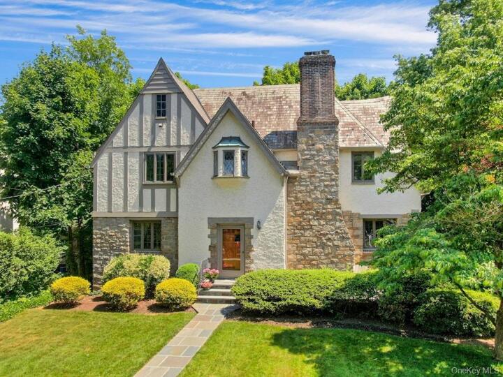 Property photo # 1