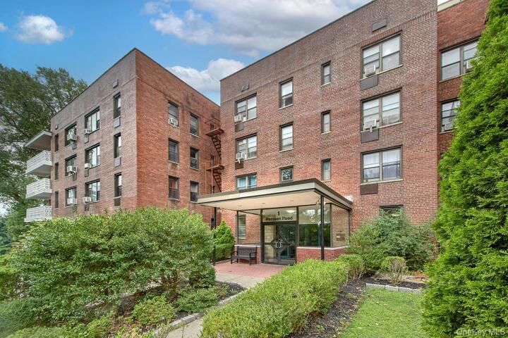 Property photo # 1