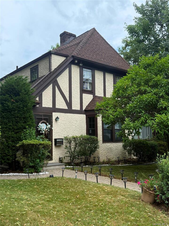 Property photo # 1
