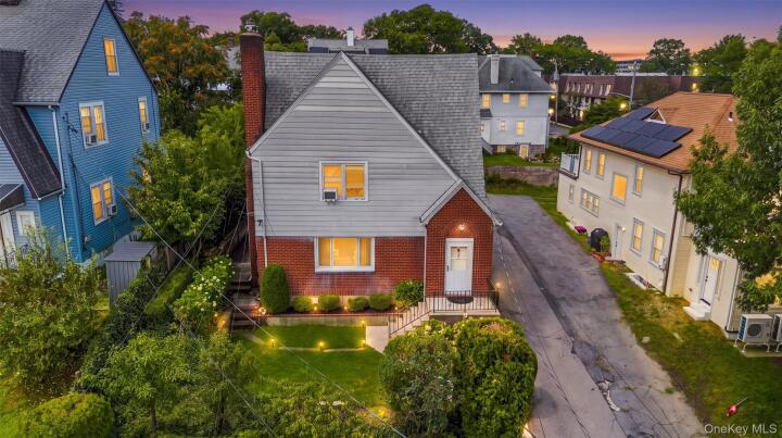 Property photo # 1