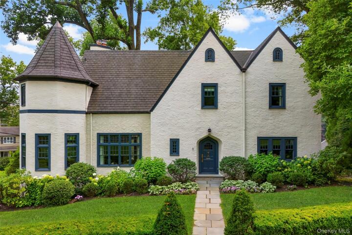 Property photo # 1