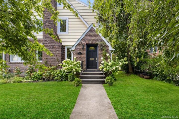 Property photo # 1