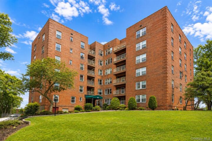 Property photo # 1