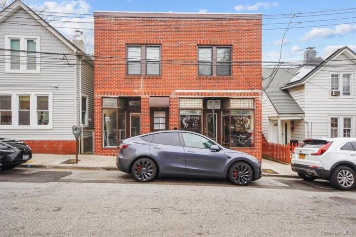 Property photo # 1
