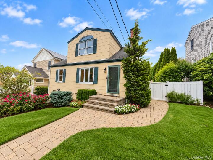 Property photo # 1