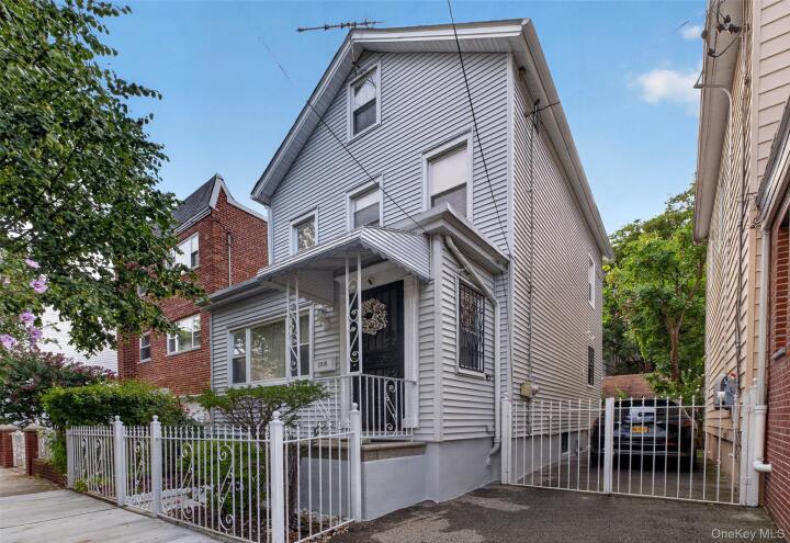 Property photo # 1