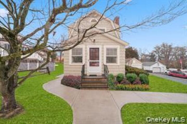 Property photo # 1