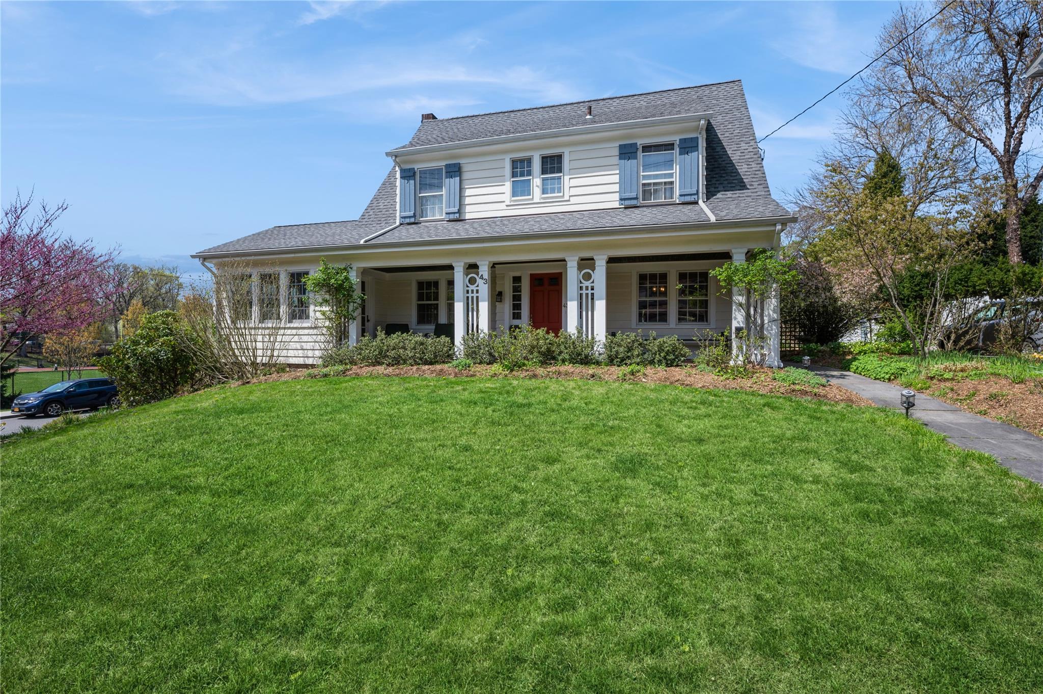 Property photo # 1
