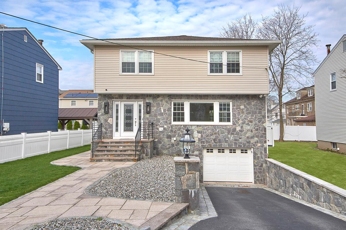 Property photo # 1