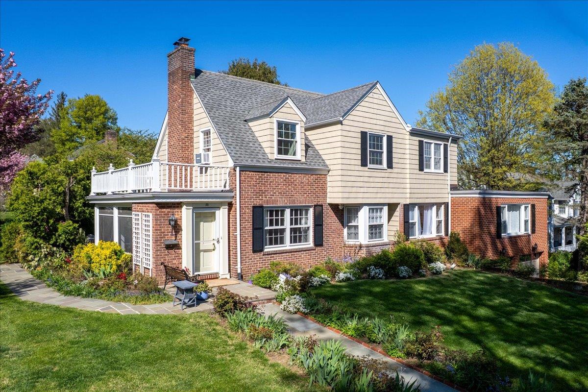 Property photo # 1