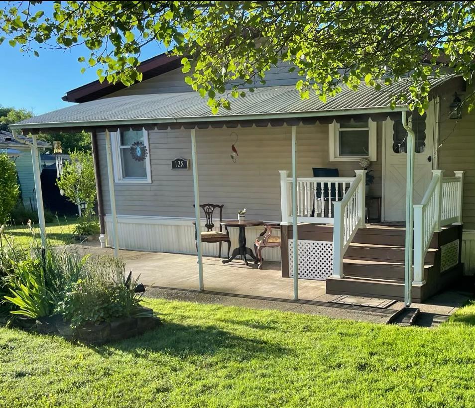 Property photo # 1
