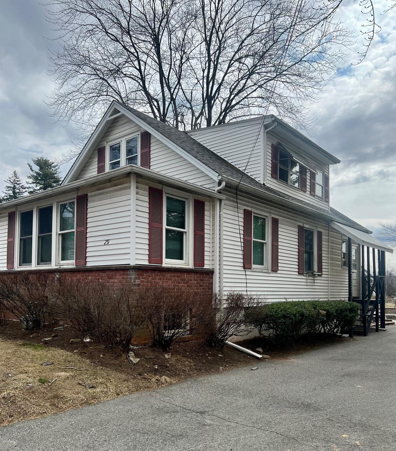 Property photo # 1