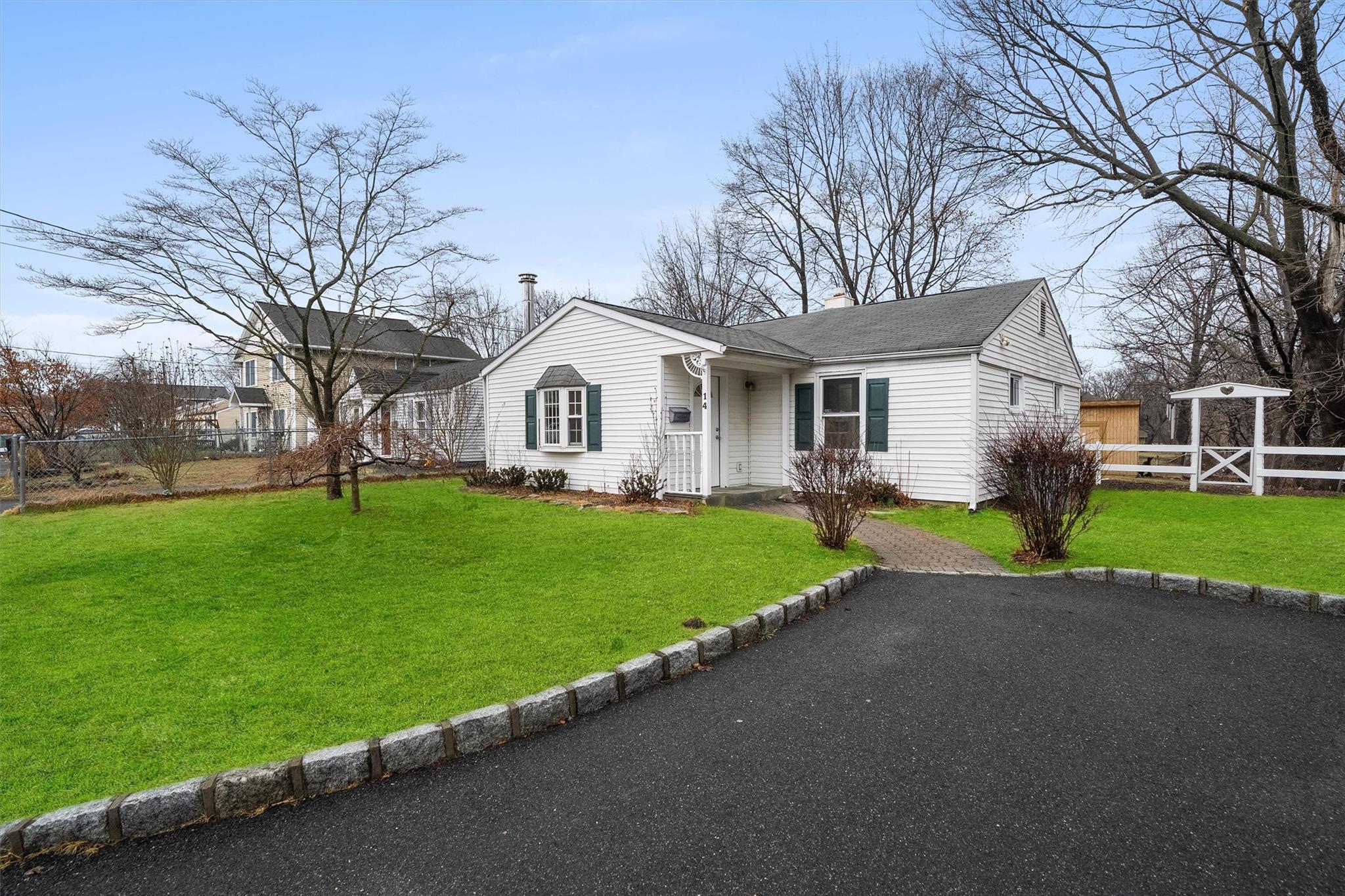Property photo # 1