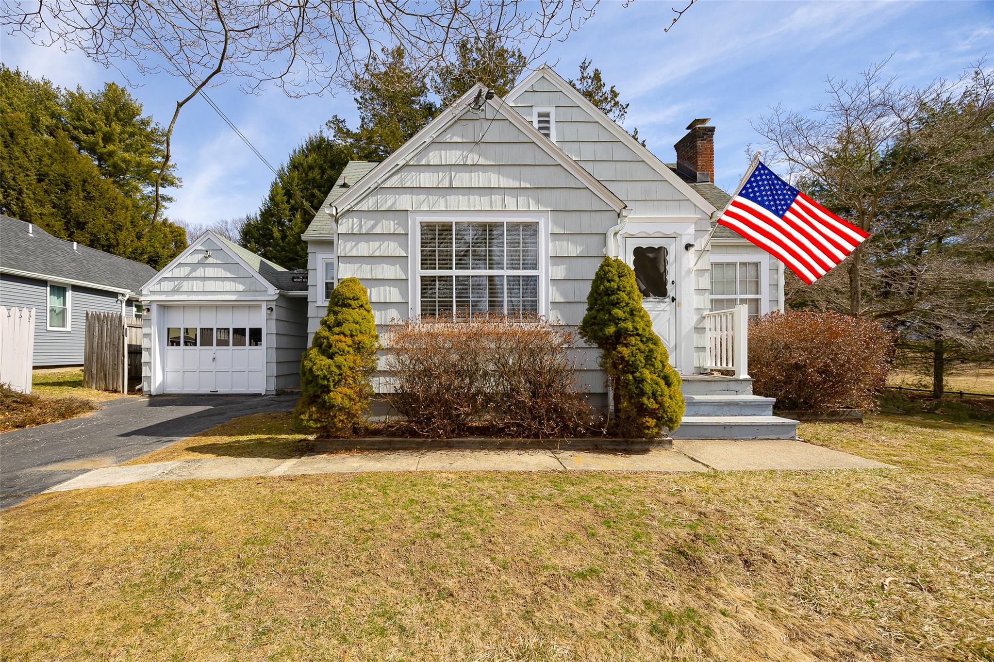 Property photo # 1