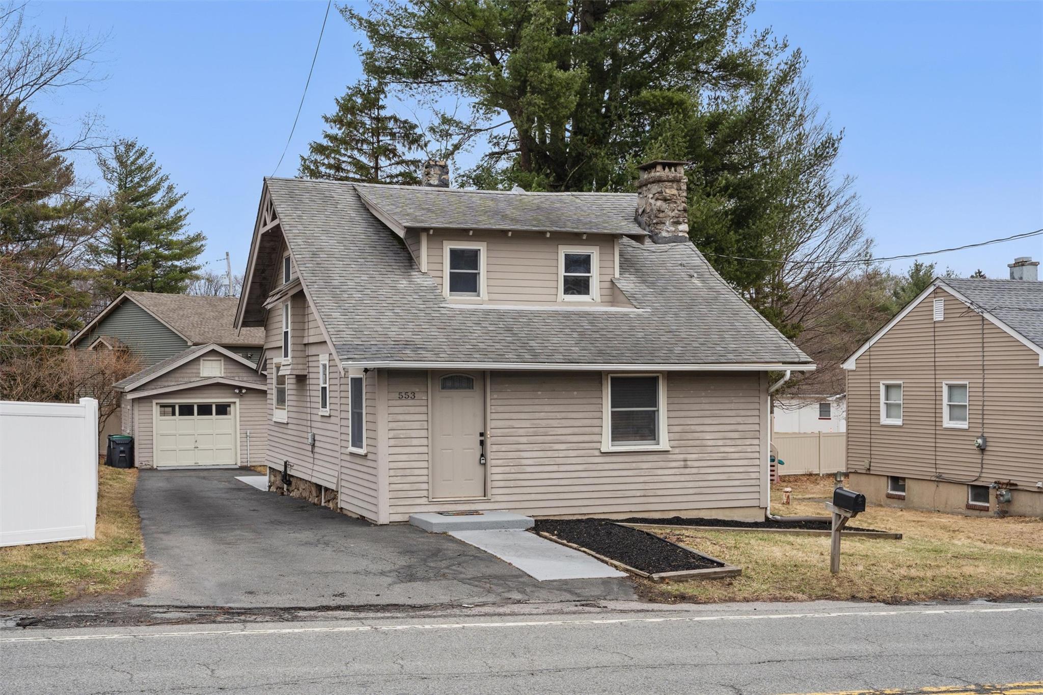 Property photo # 1