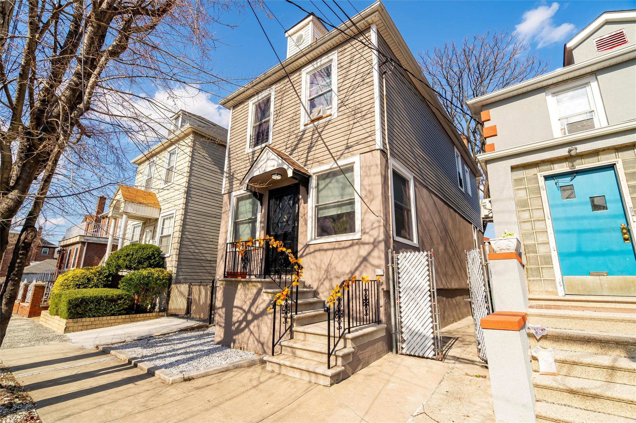 Property photo # 1