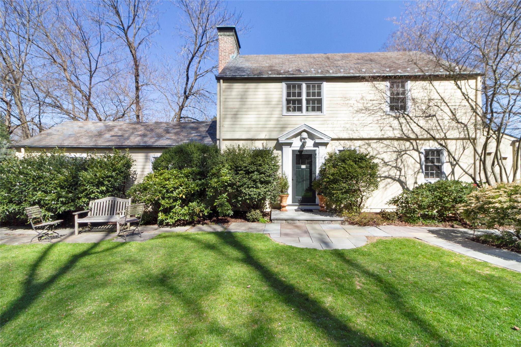 Property photo # 1