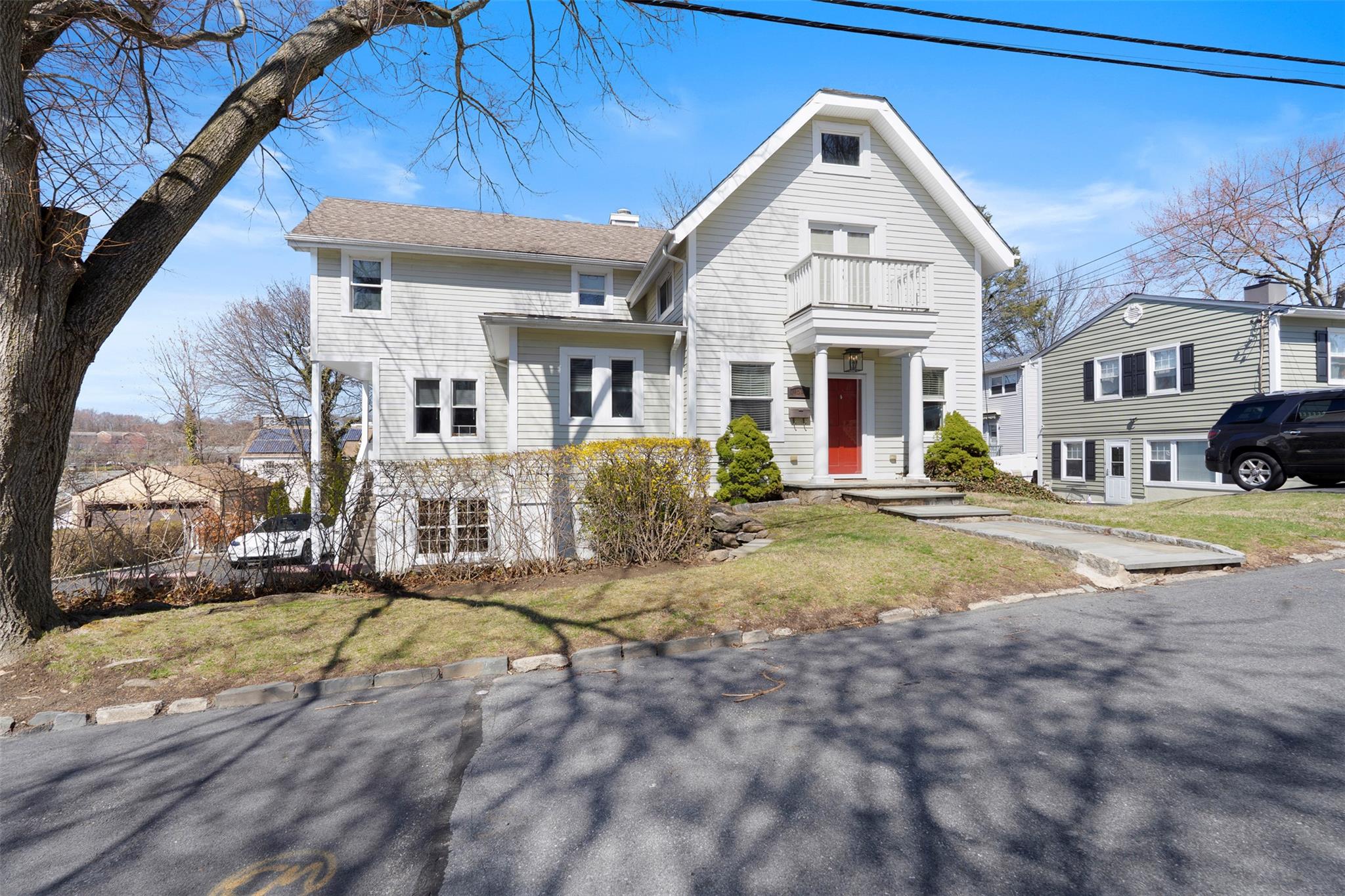 Property photo # 1