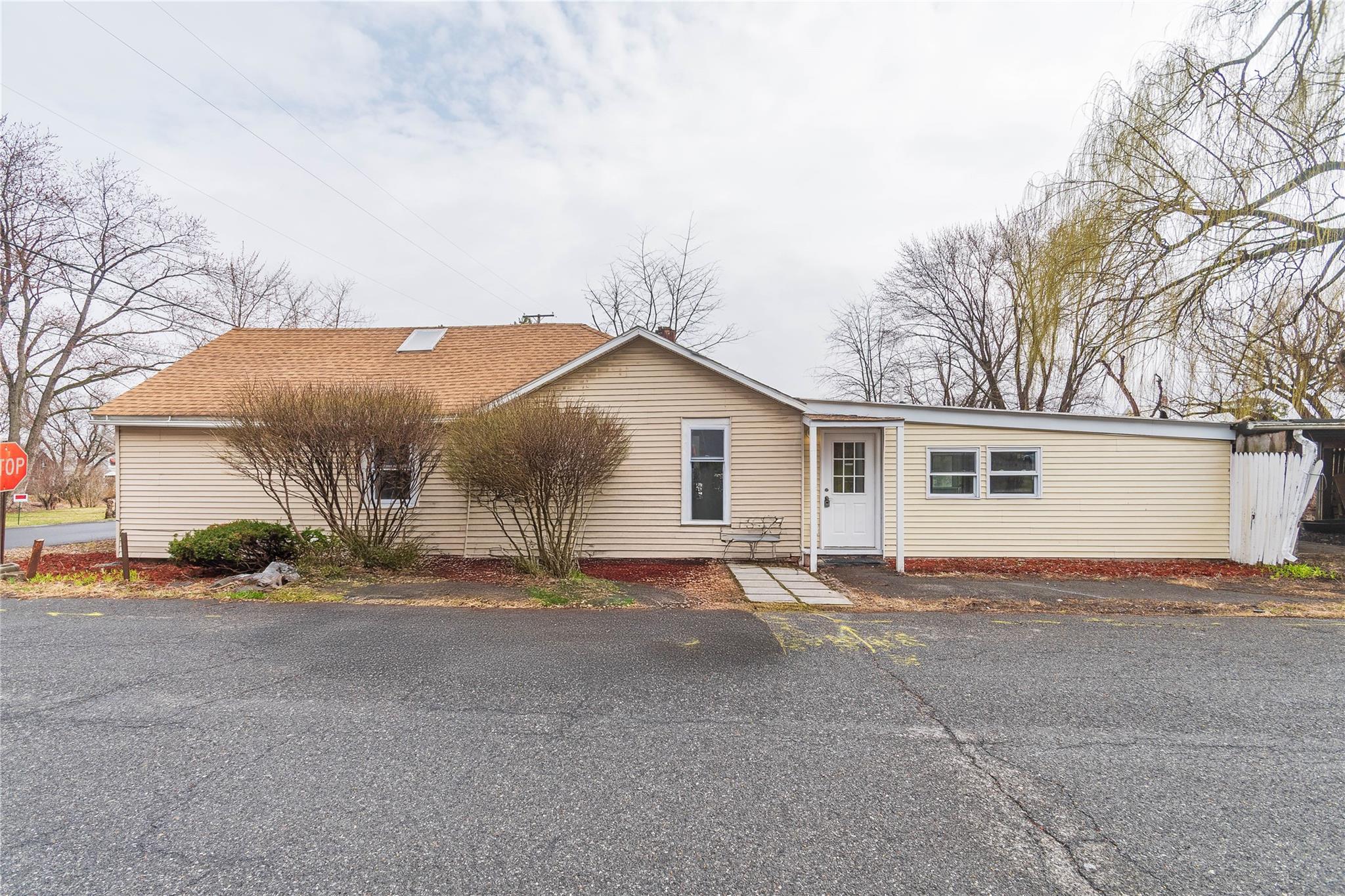 Property photo # 1