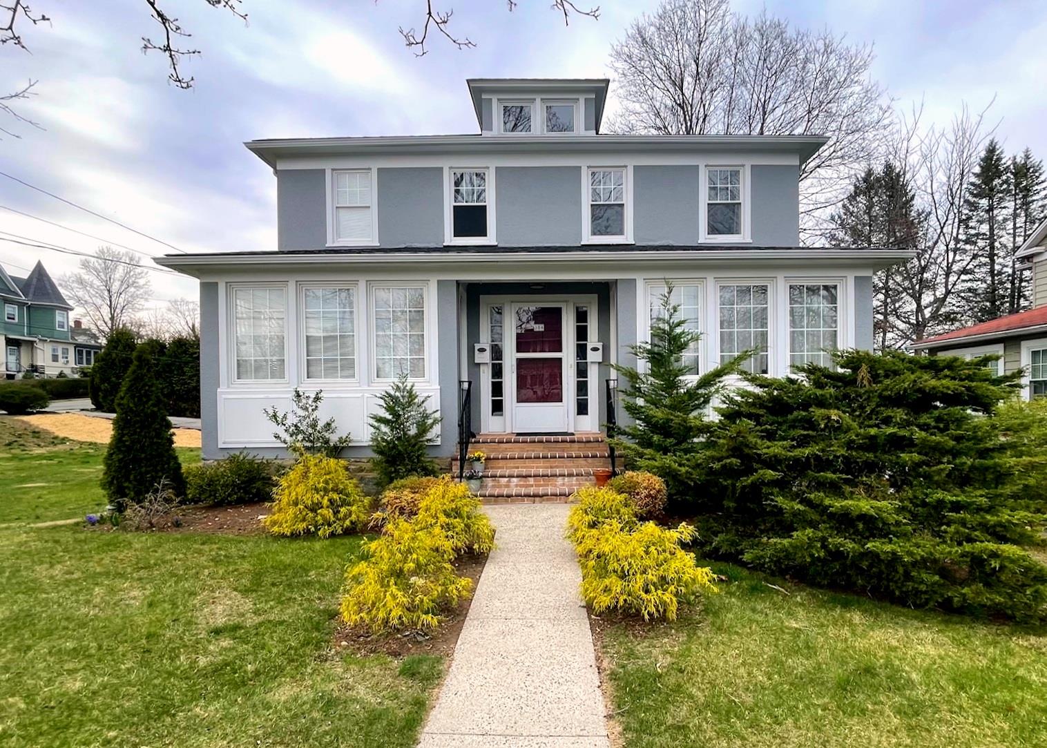 Property photo # 1
