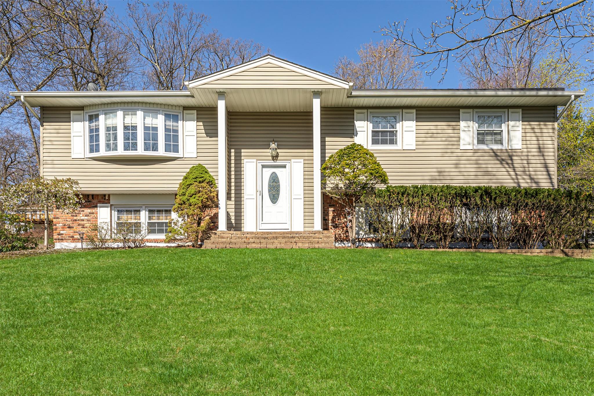 Property photo # 1