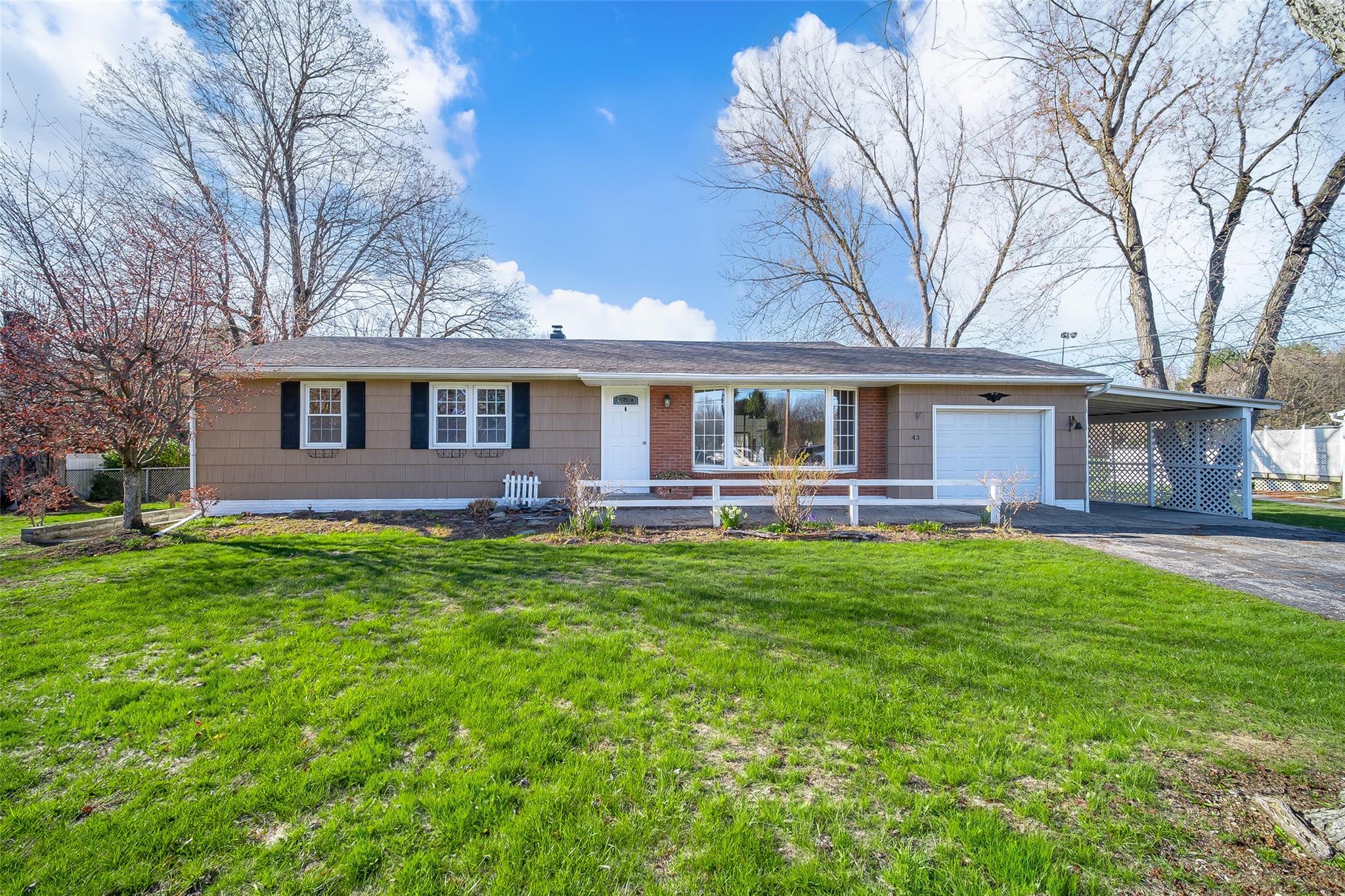 Property photo # 1