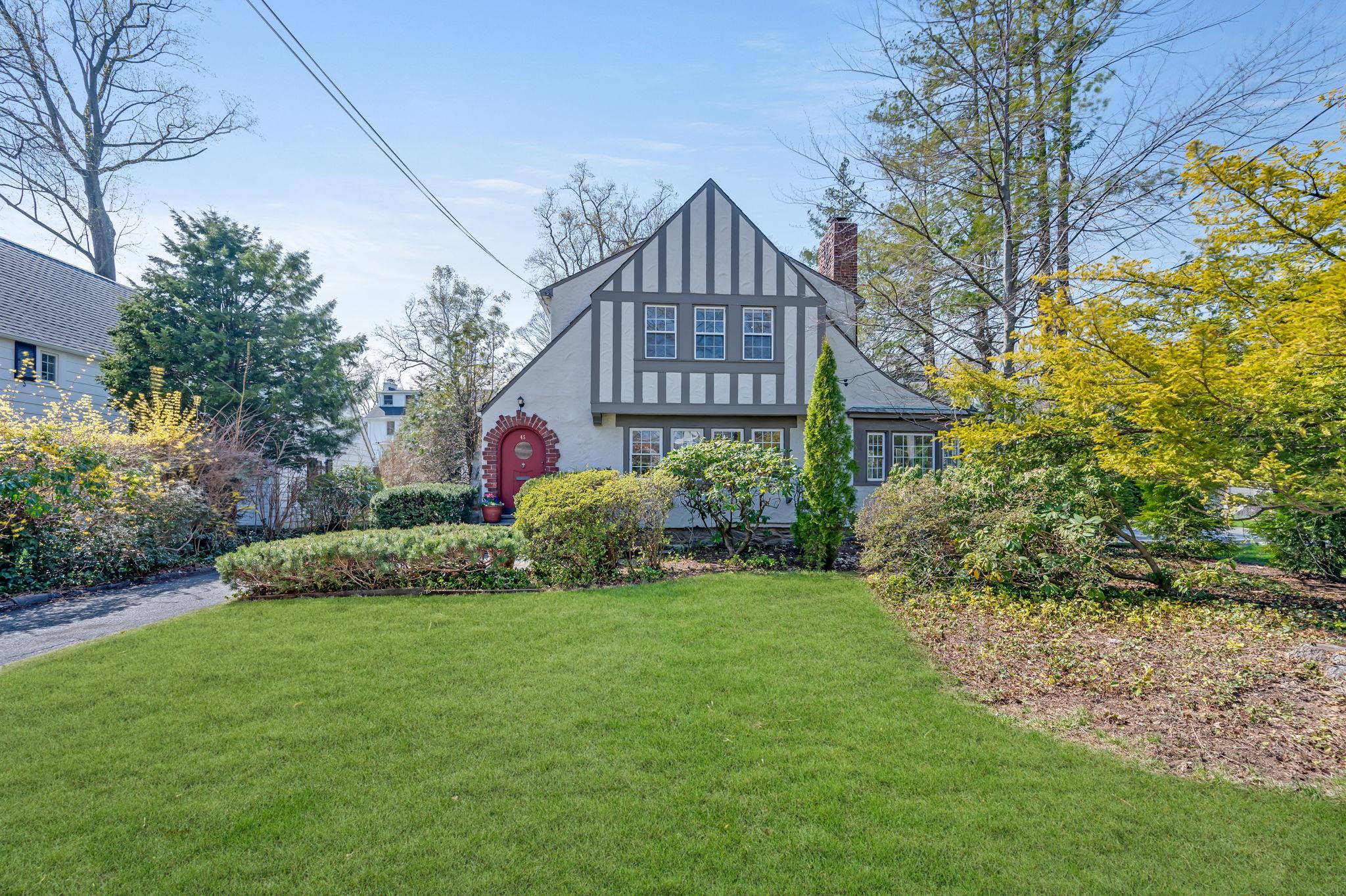 Property photo # 1