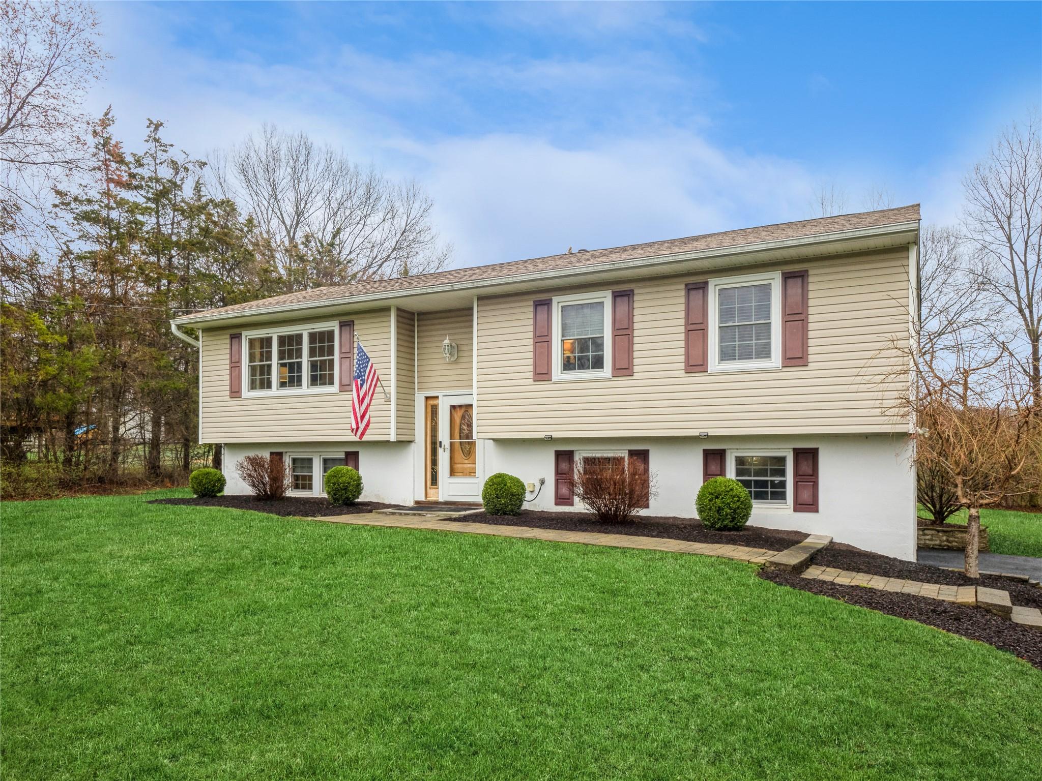Property photo # 1