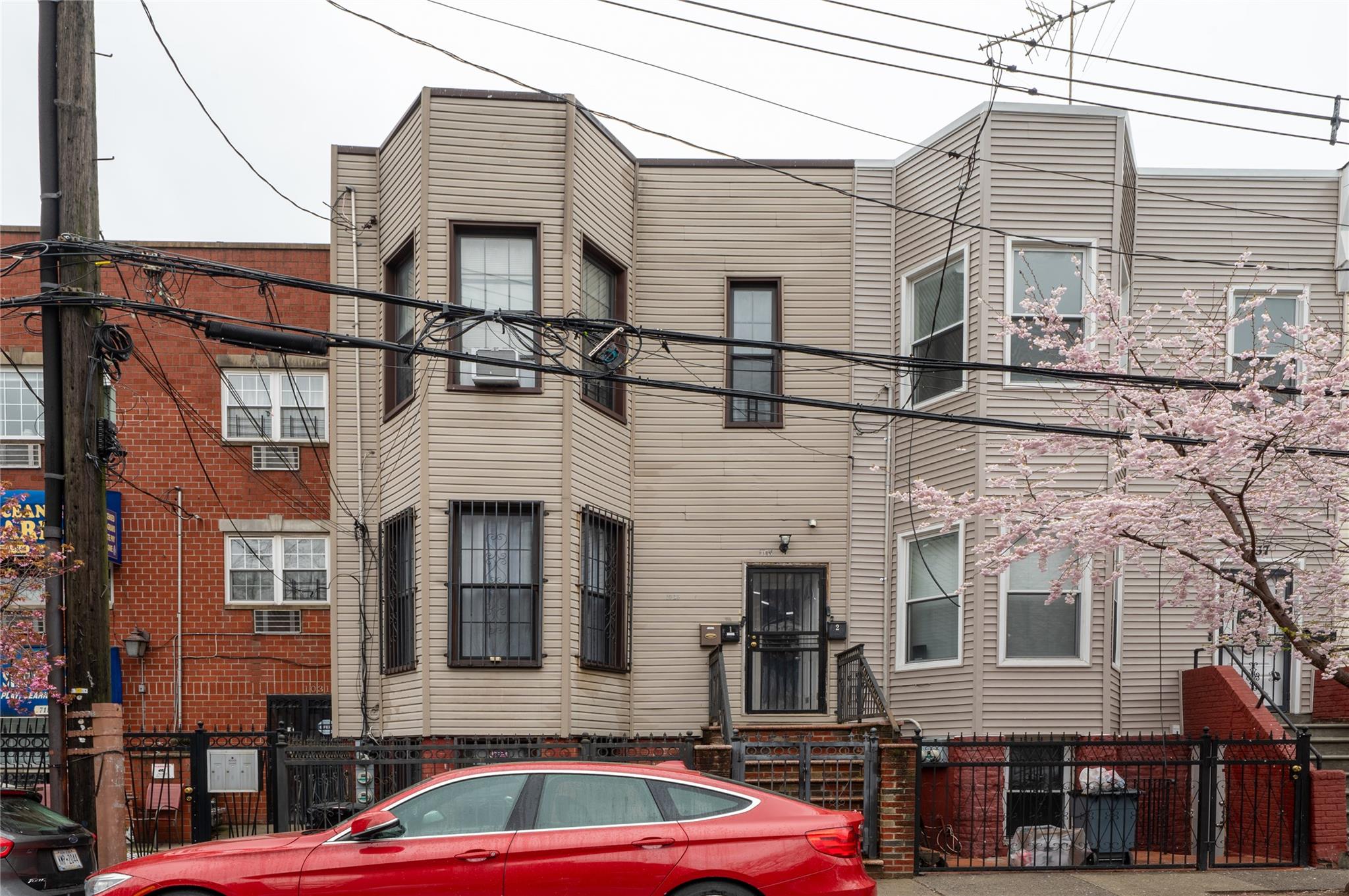 Property photo # 1