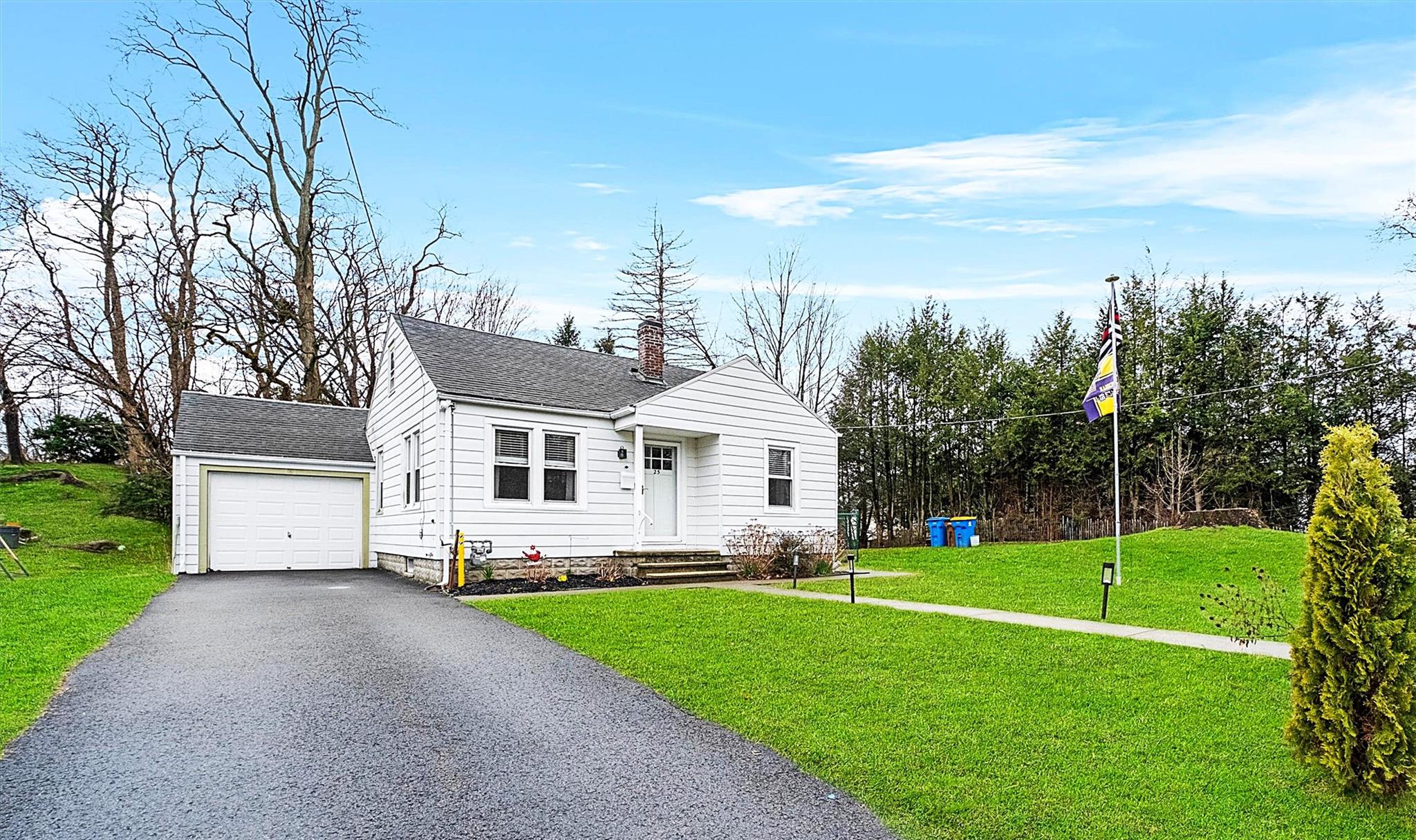 Property photo # 1