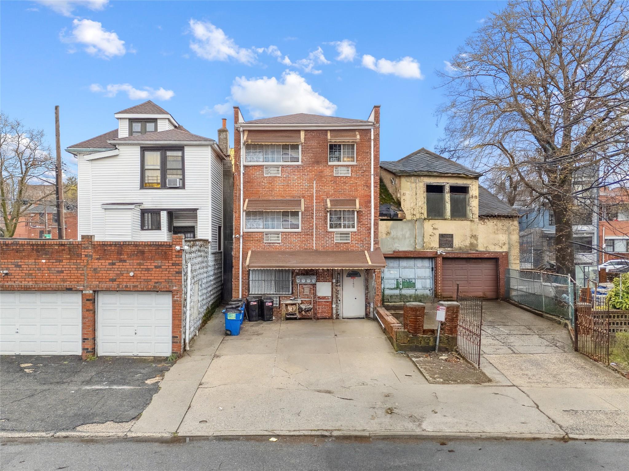 Property photo # 1