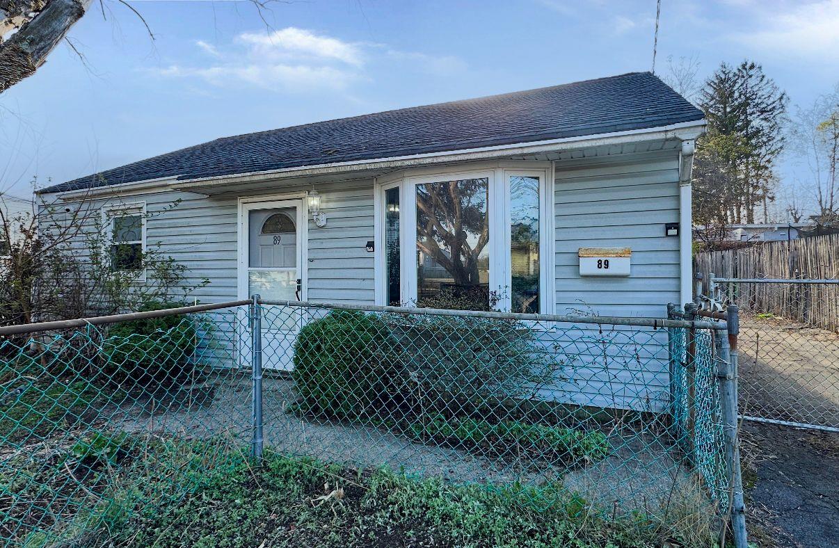 Property photo # 1