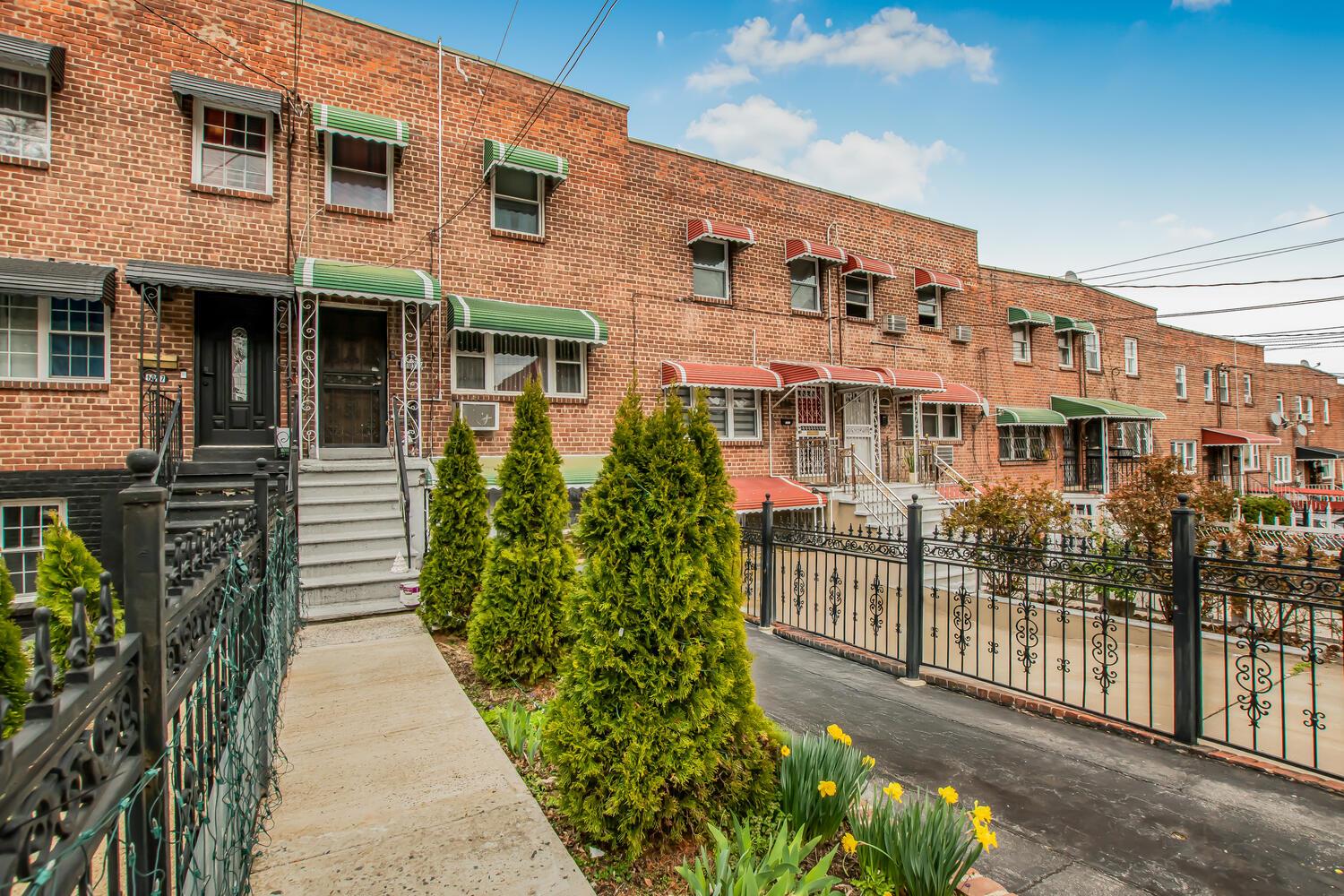 Property photo # 1