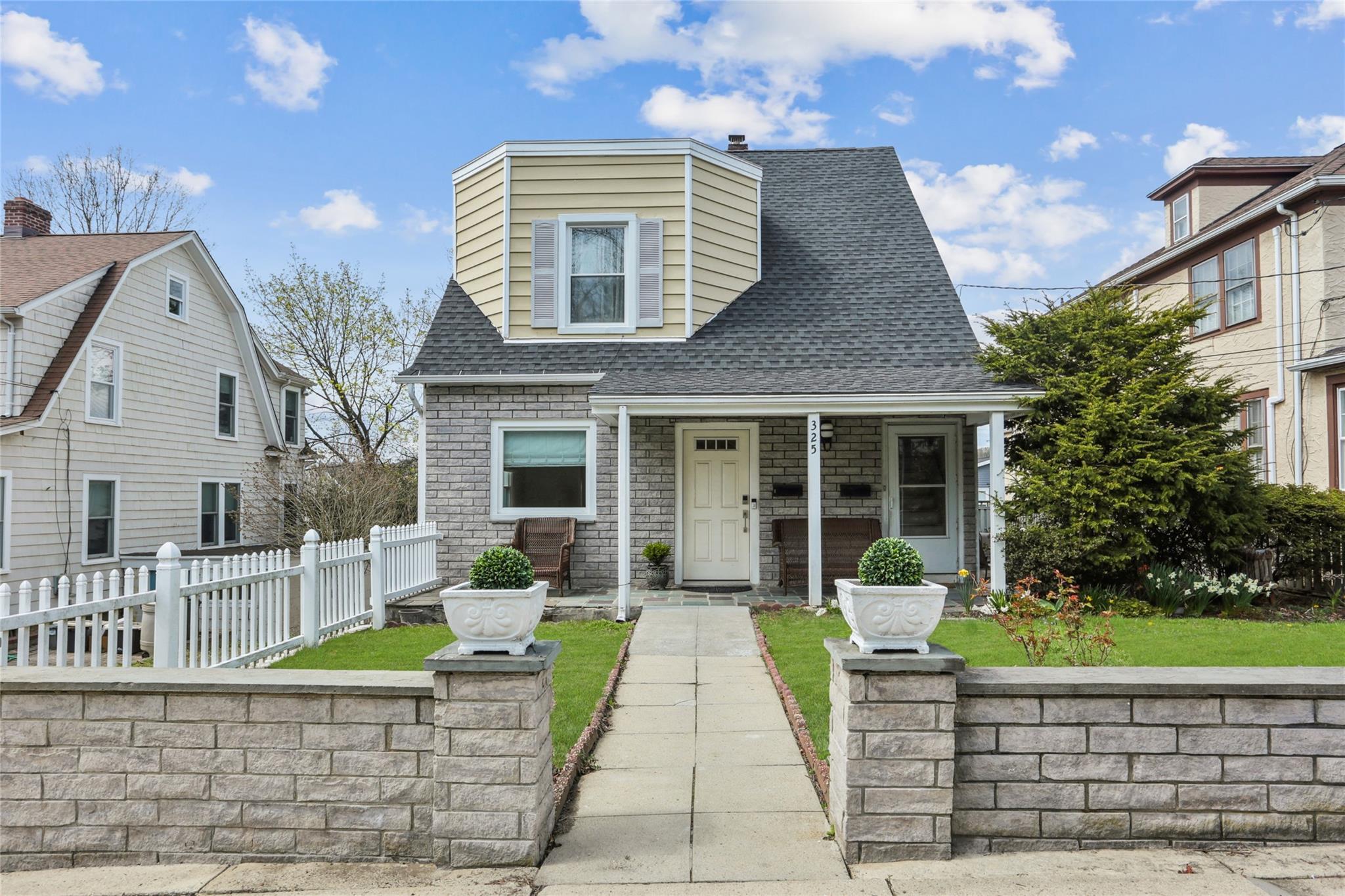 Property photo # 1