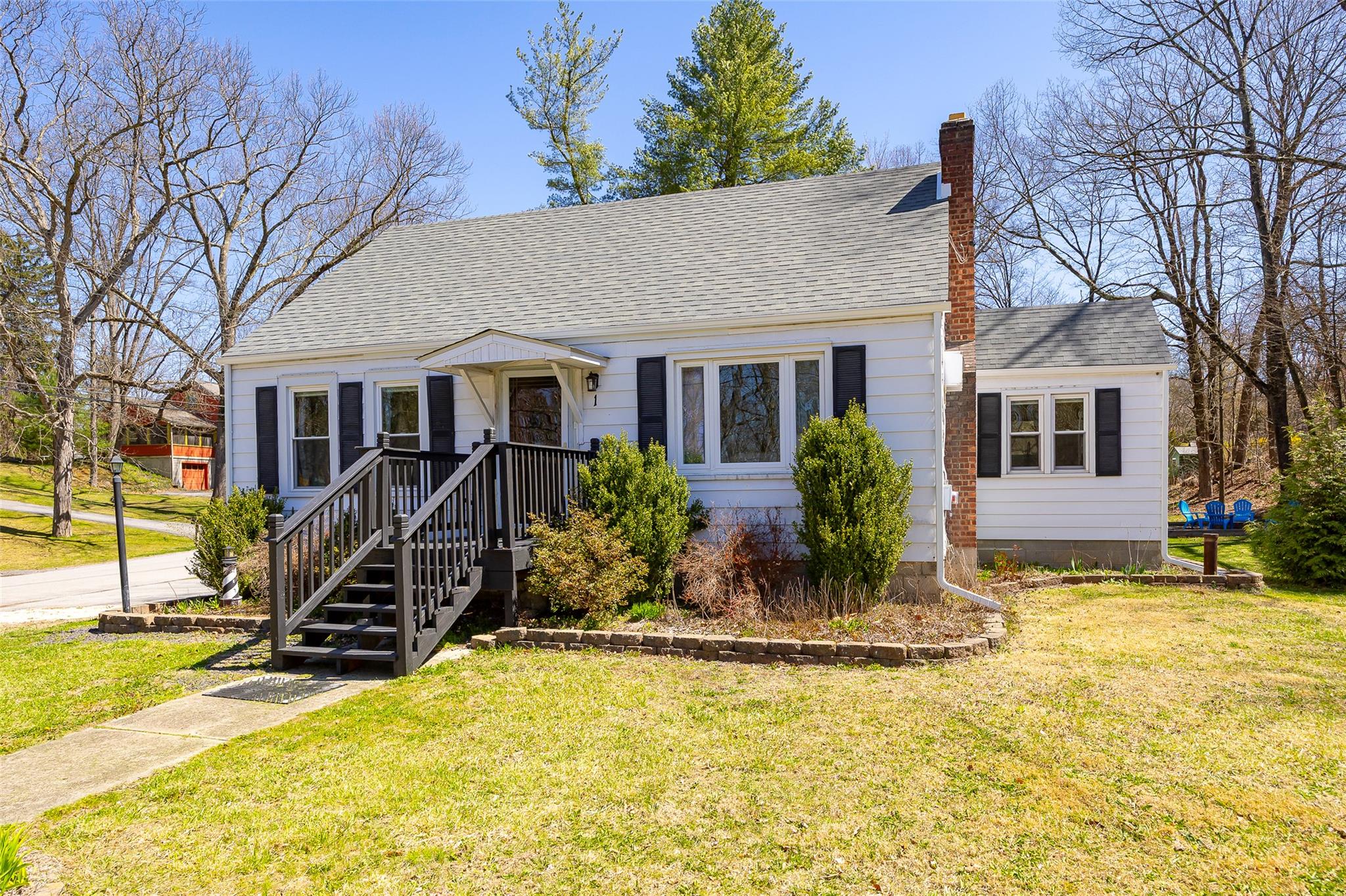 Property photo # 1
