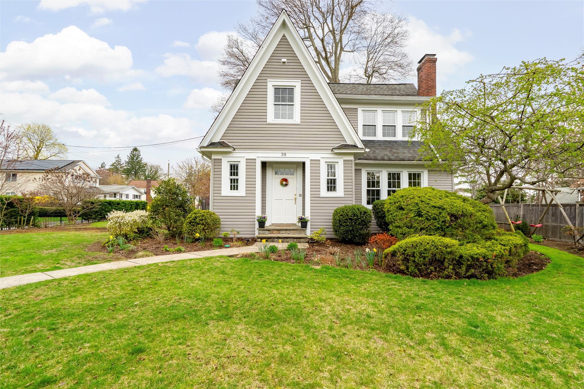 Property photo # 1