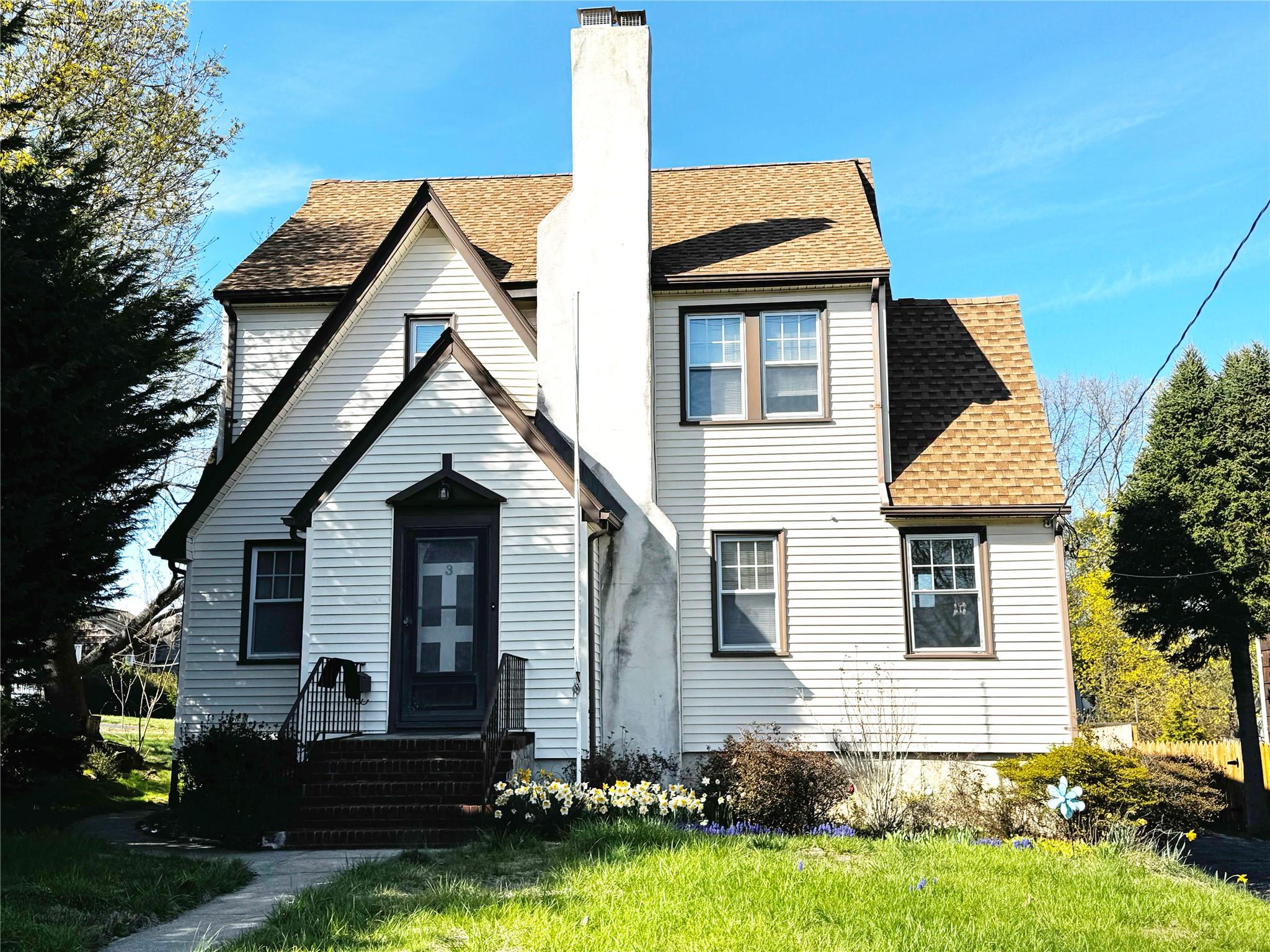 Property photo # 1