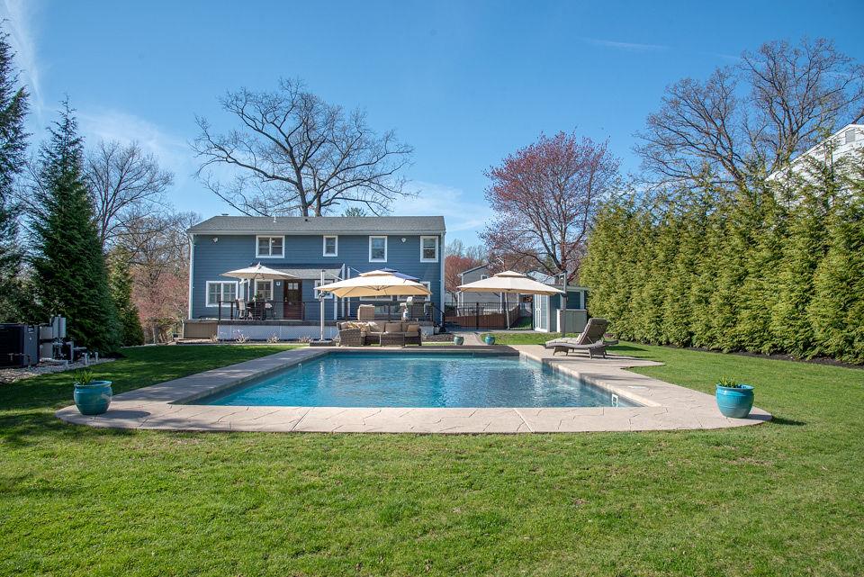 Property photo # 1