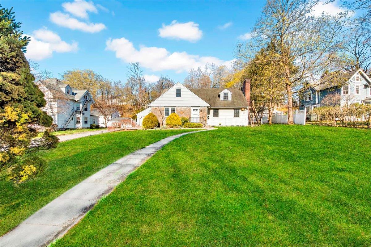 Property photo # 1