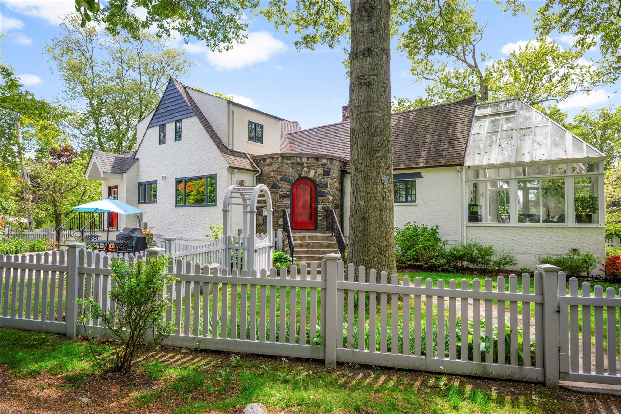 Property photo # 1