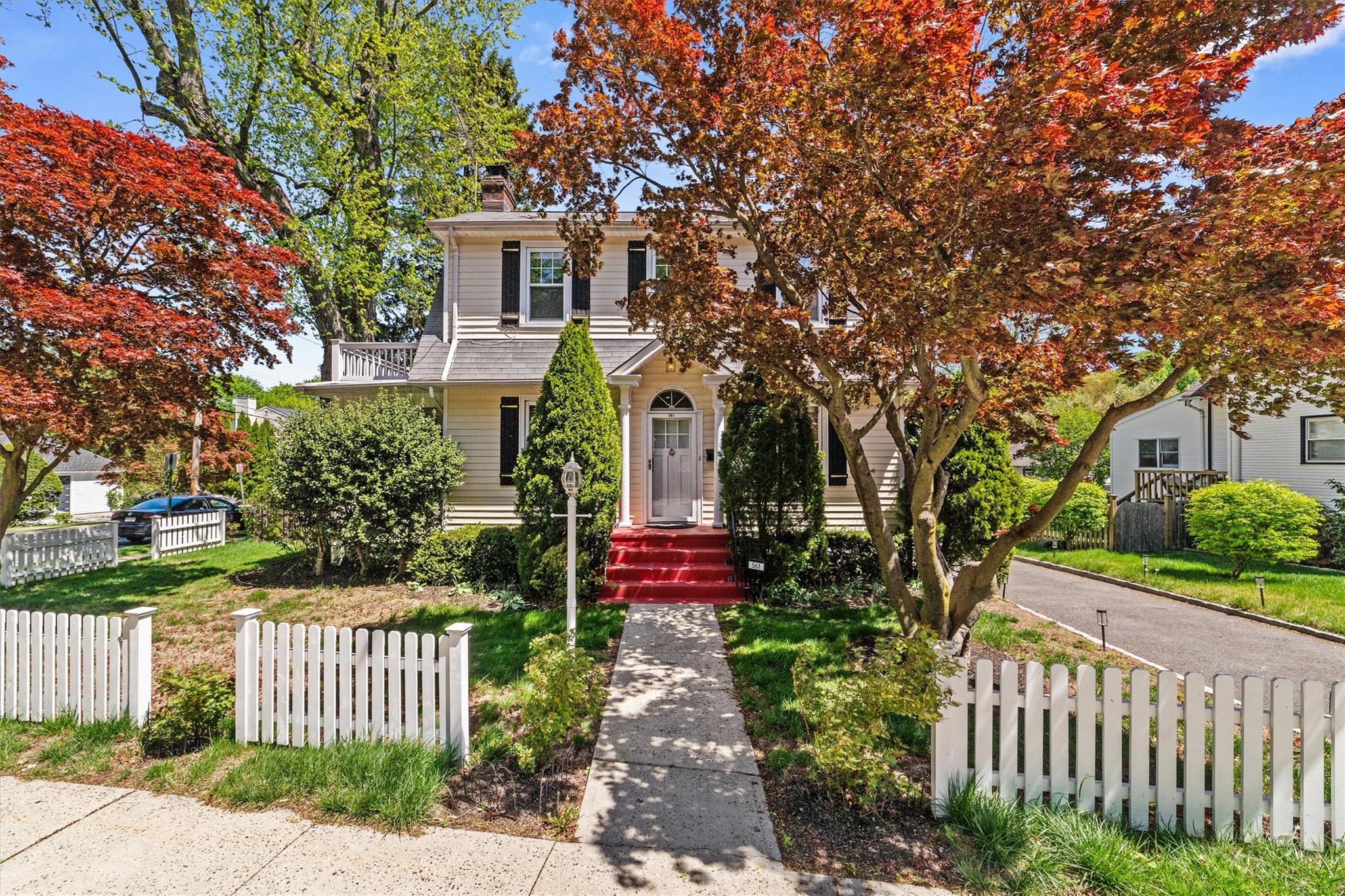 Property photo # 1