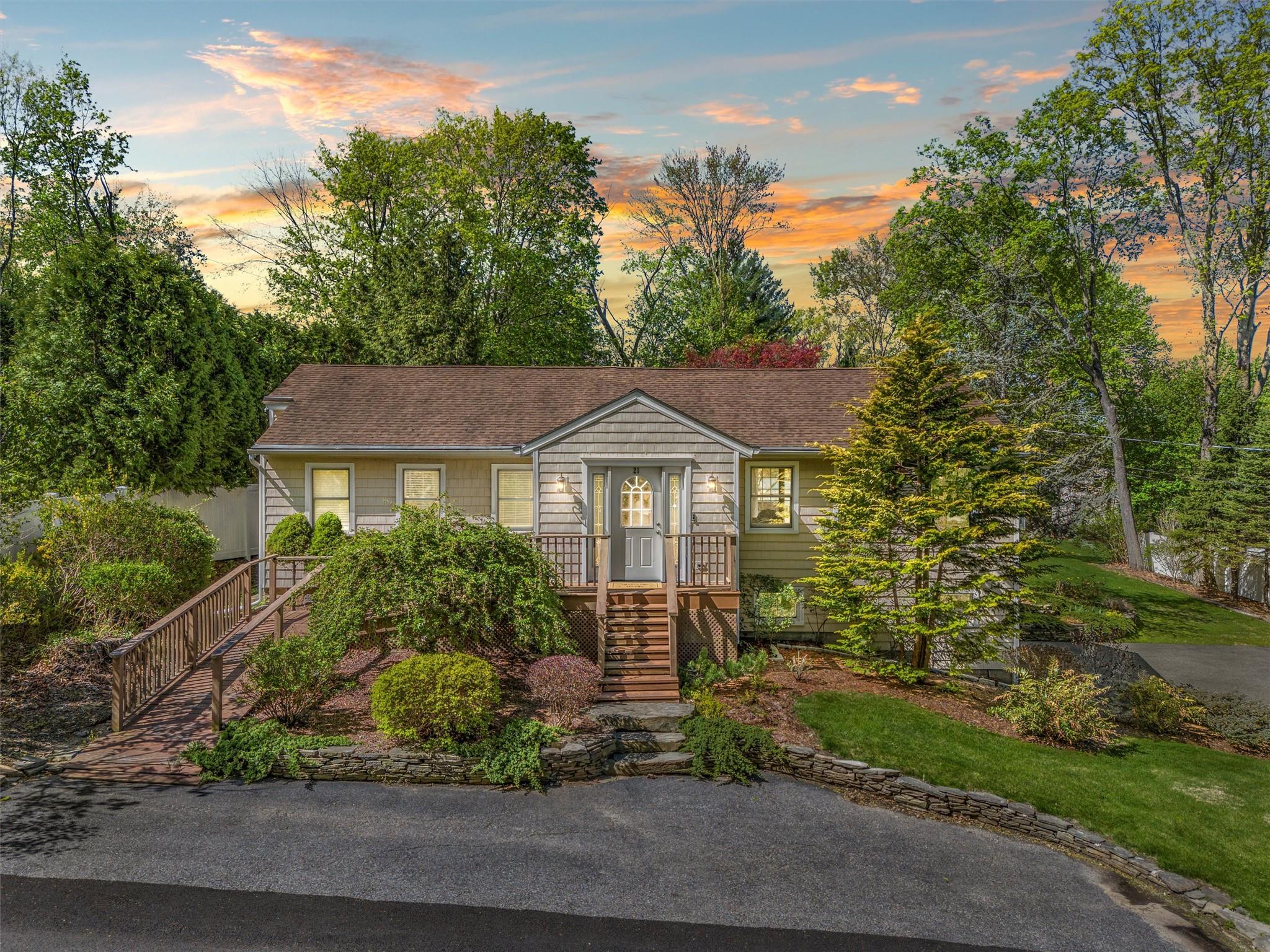 Property photo # 1