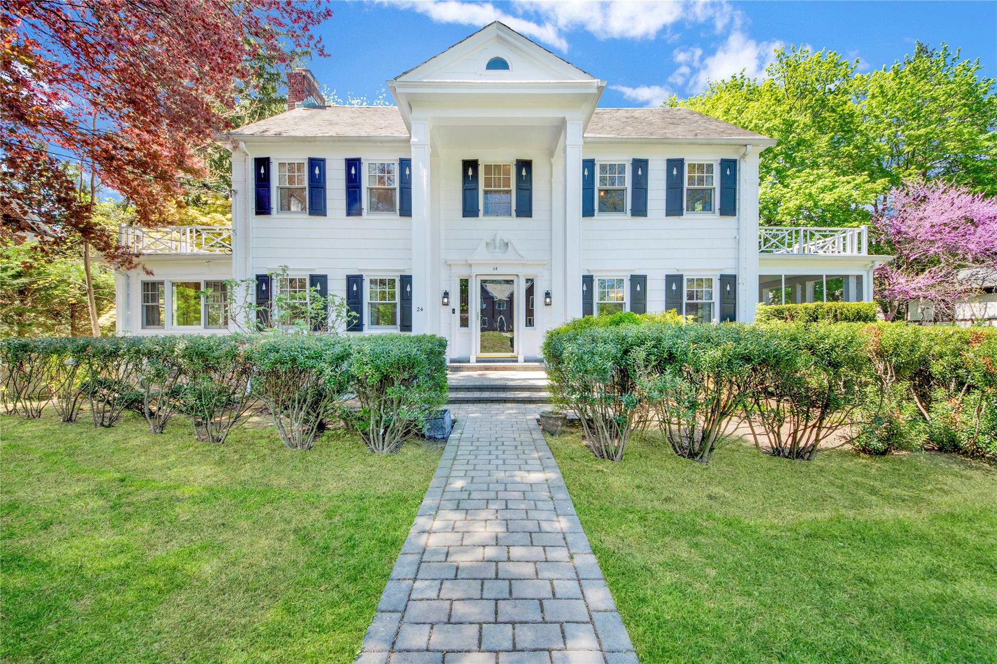 Property photo # 1