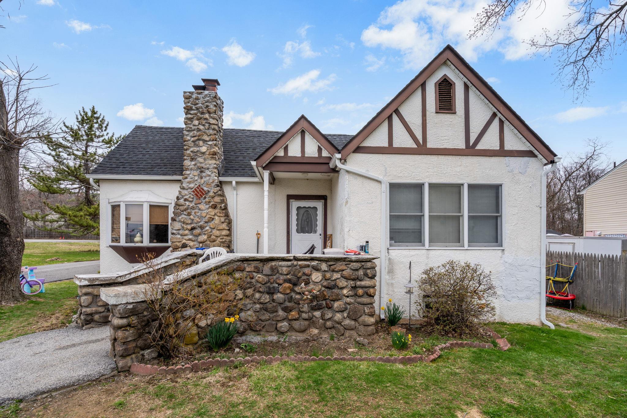 Property photo # 1