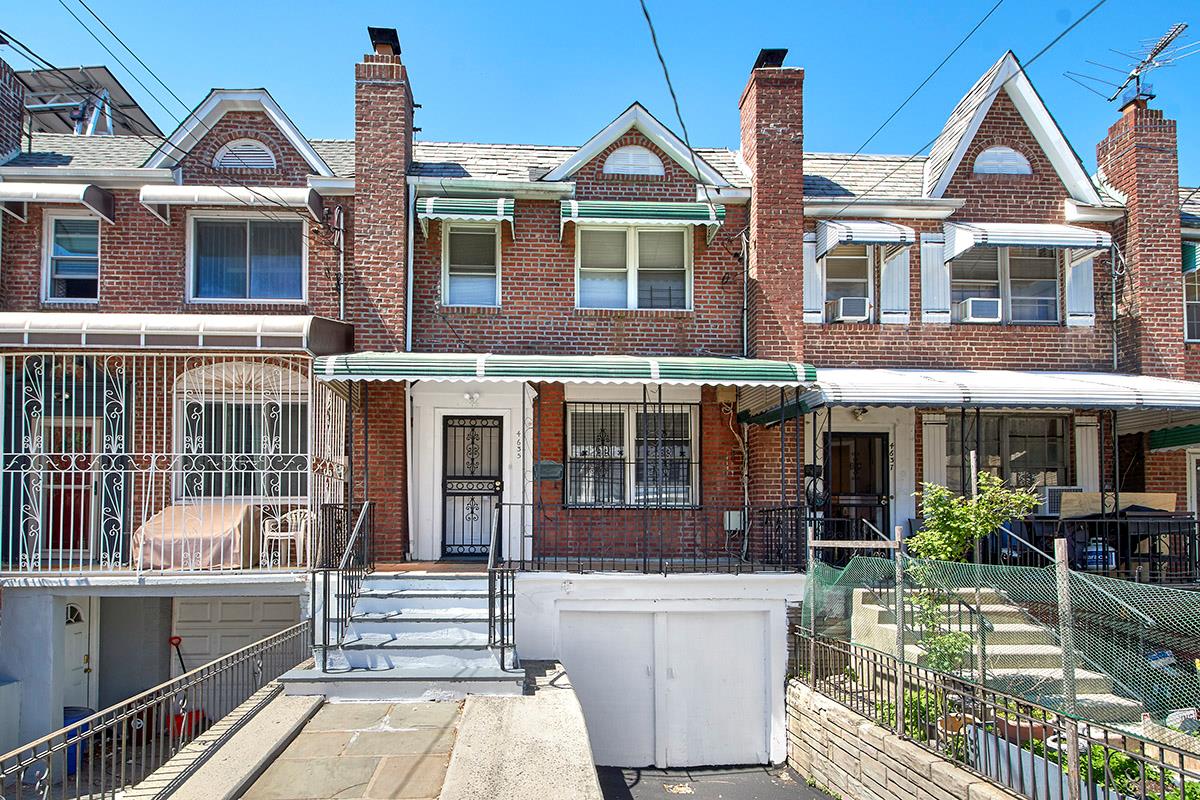 Property photo # 1