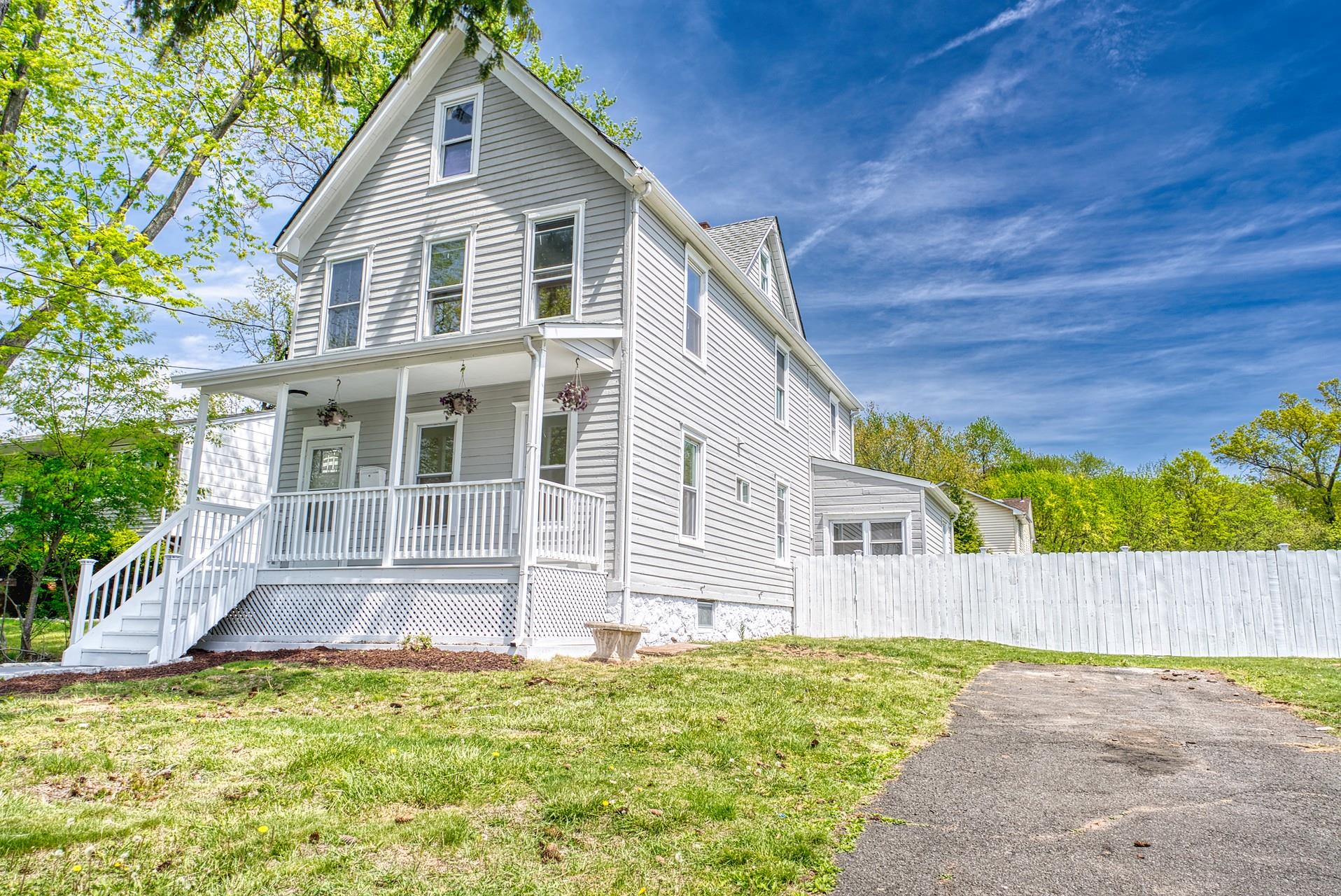Property photo # 1