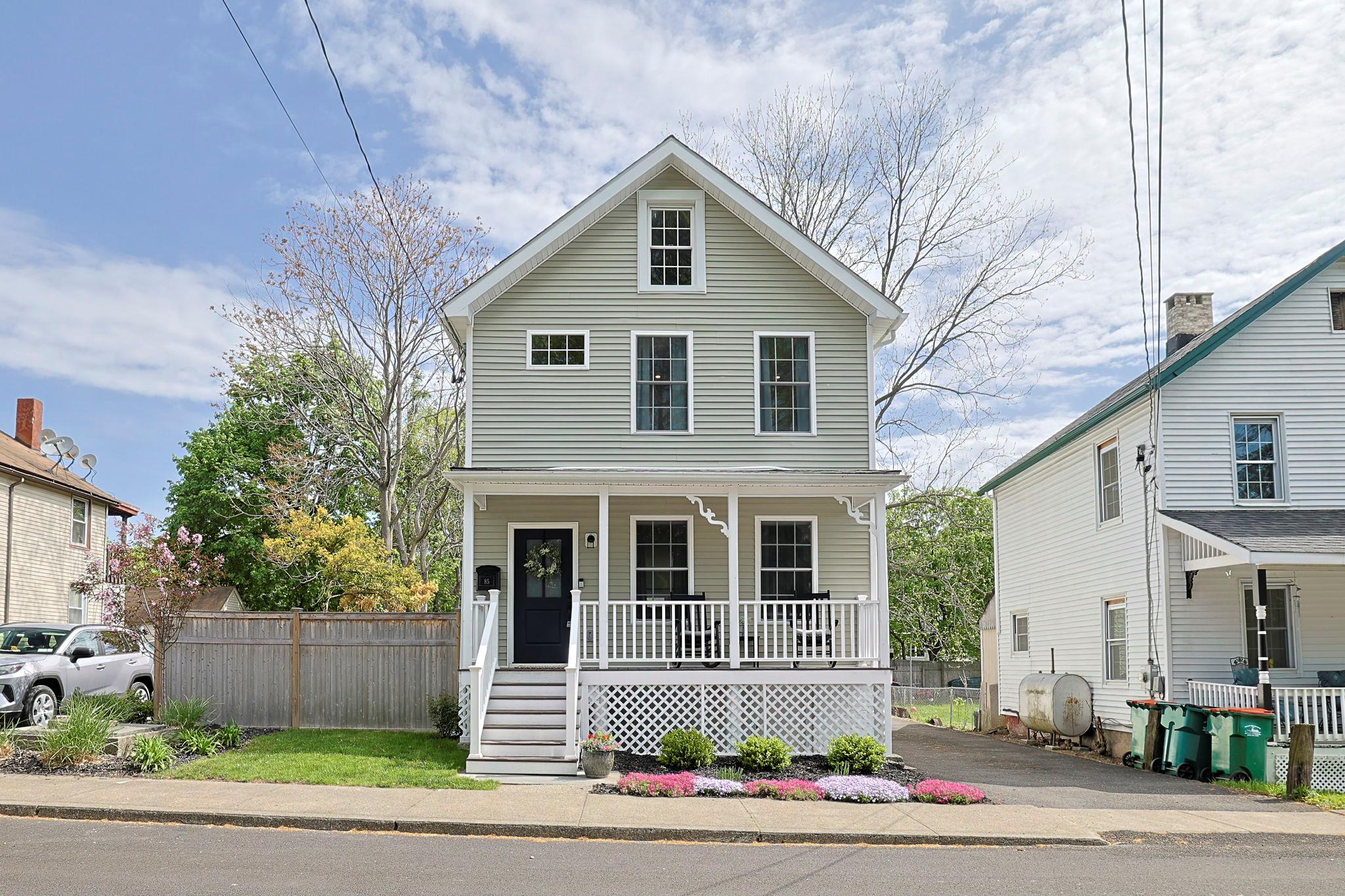 Property photo # 1