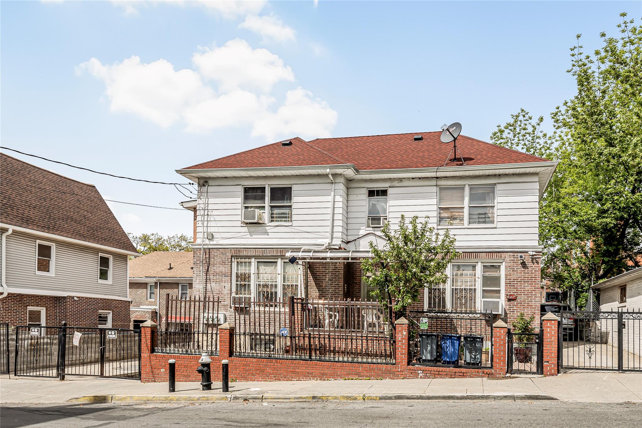 Property photo # 1